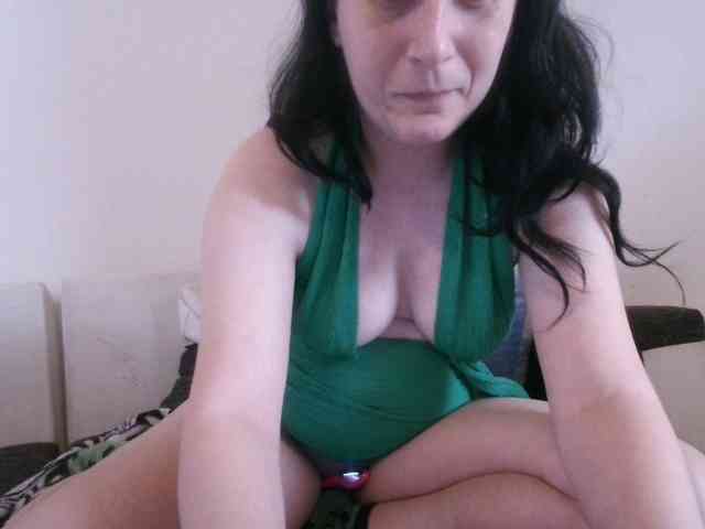 Larasaintporn webcam