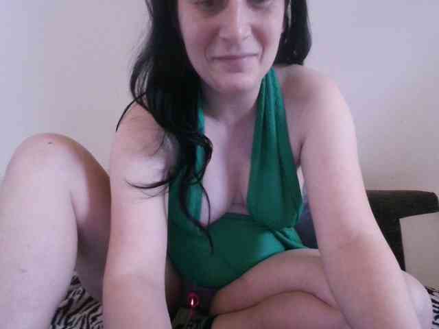 Larasaintporn webcam