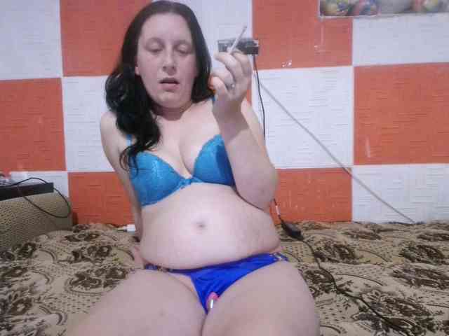 Larasaintporn webcam