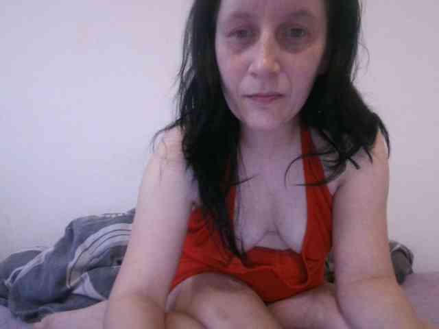 Larasaintporn webcam