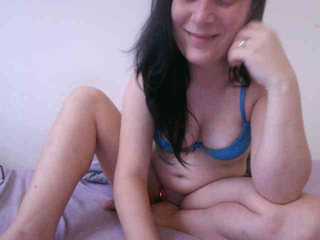 Larasaintporn webcam