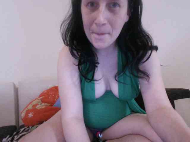 Larasaintporn webcam