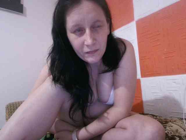 Larasaintporn webcam