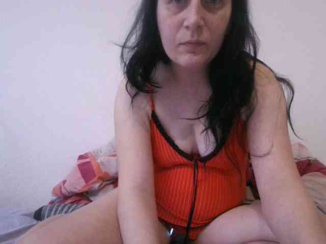 Larasaintporn Larasaintporn