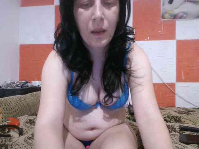 Larasaintporn webcam