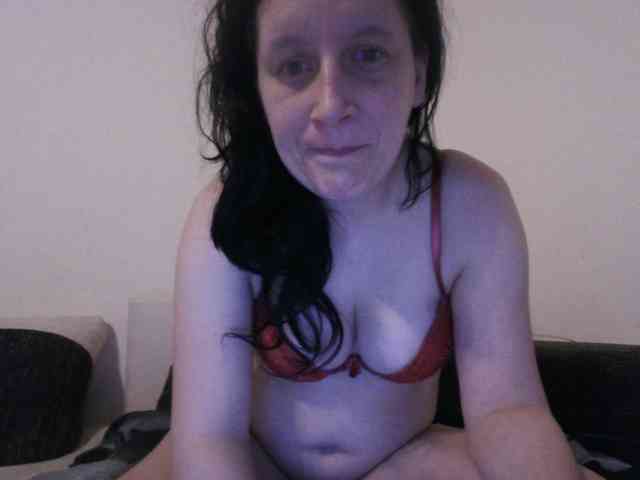 Larasaintporn webcam