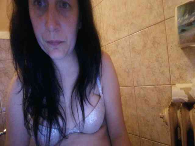 Larasaintporn webcam
