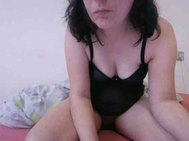 Larasaintporn webcam