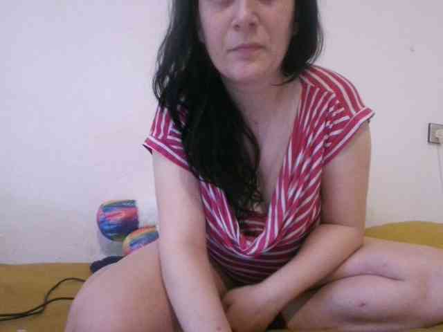 Larasaintporn webcam