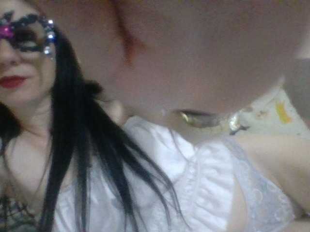 Sexy Evelynevasara1 wants you to fuck her body now Evelynevasara1 from BongaCams