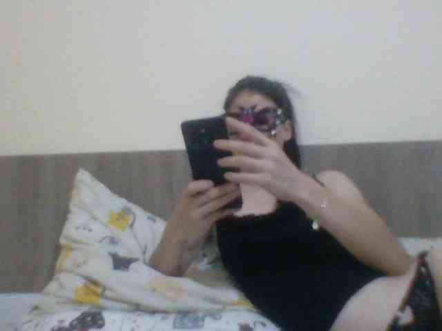 Evelynevasara1 webcam