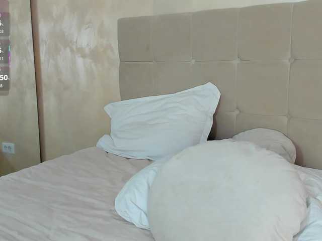 KaylaBenz's BongaCams show and profile