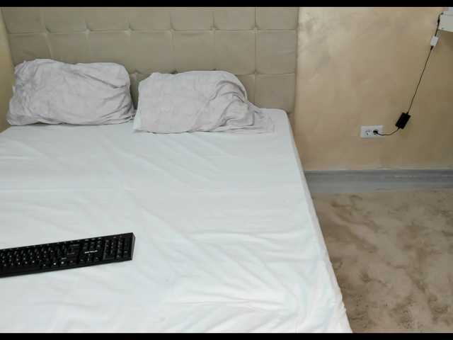 KaylaBenz's BongaCams show and profile