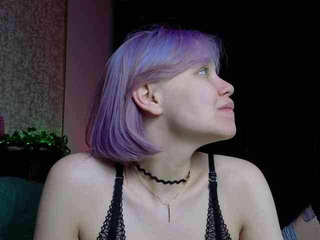 KawaiiHornyArtists webcam