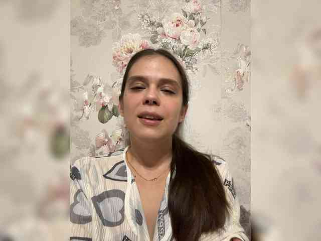 Margoshkasladkaya webcam