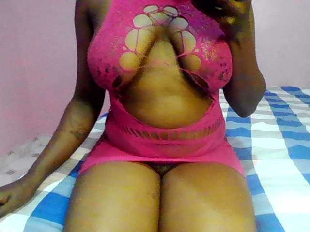 Curvy Bitch (Curvybitch)