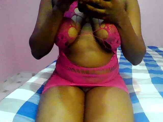 curvybitch webcam
