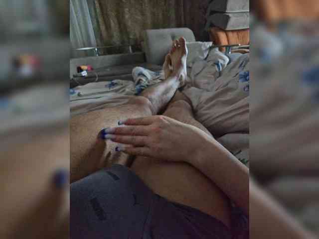 Fredo071 Live Webcam on BongaCams