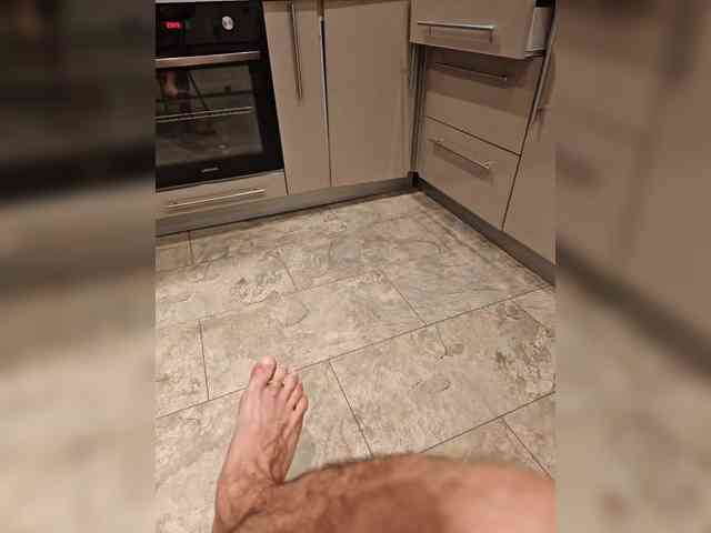 Fredo071 Live Webcam on BongaCams