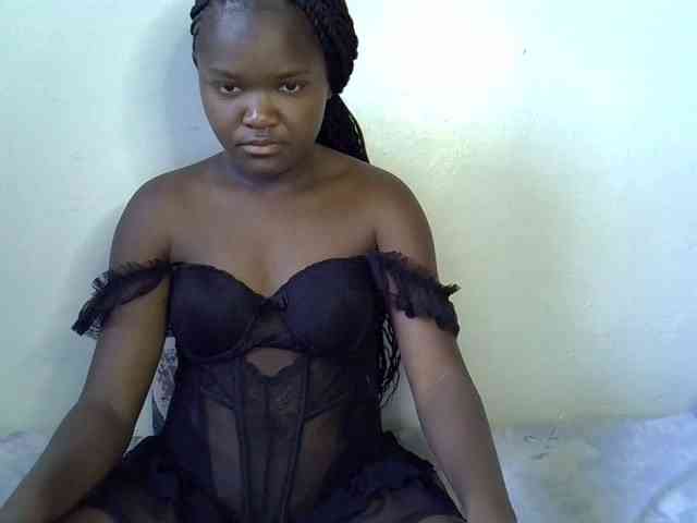 Horny-Barbie webcam