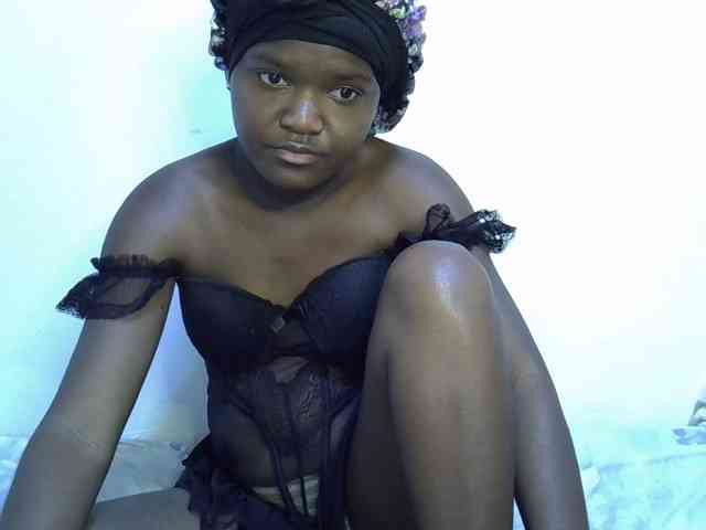Horny-Barbie webcam