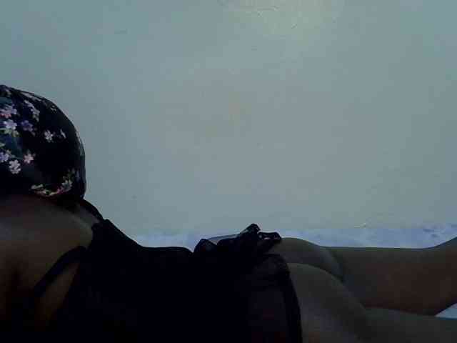 Horny-Barbie webcam