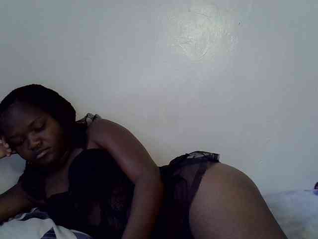 Horny-Barbie webcam