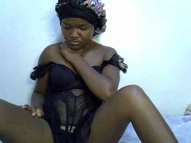 Horny-Barbie webcam