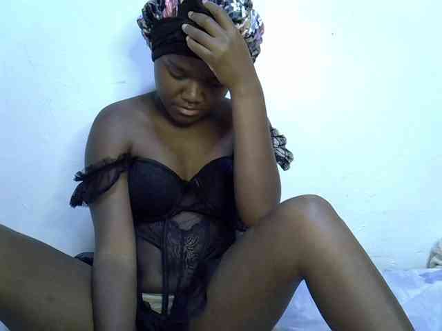 Horny-Barbie webcam