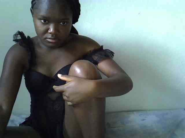 Horny-Barbie webcam