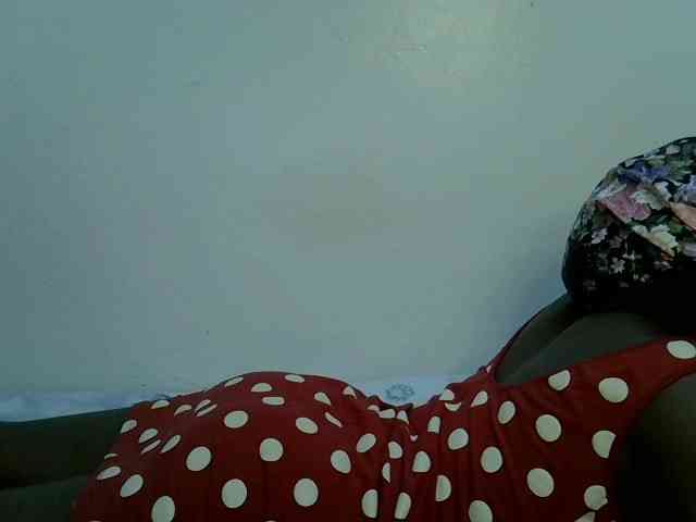 Horny-Barbie webcam