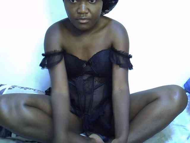 Horny-Barbie webcam