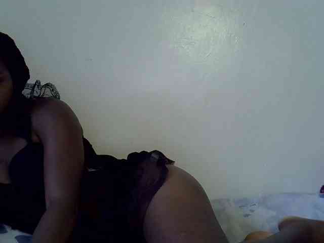 Horny-Barbie webcam