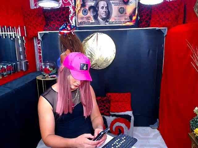 PRUEANDREBECA Live Webcam on BongaCams