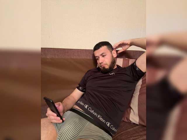 Alikxan11 – webcam model profile photo