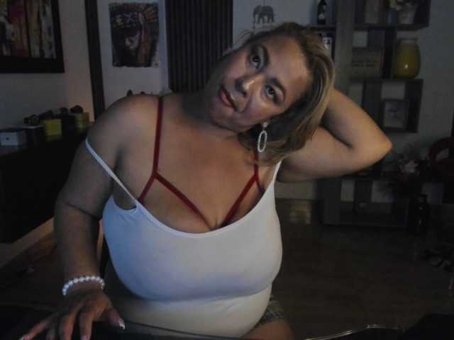 BiancaChase from BongaCams is Freechat