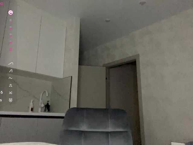 ShandraVanderwege from BongaCams