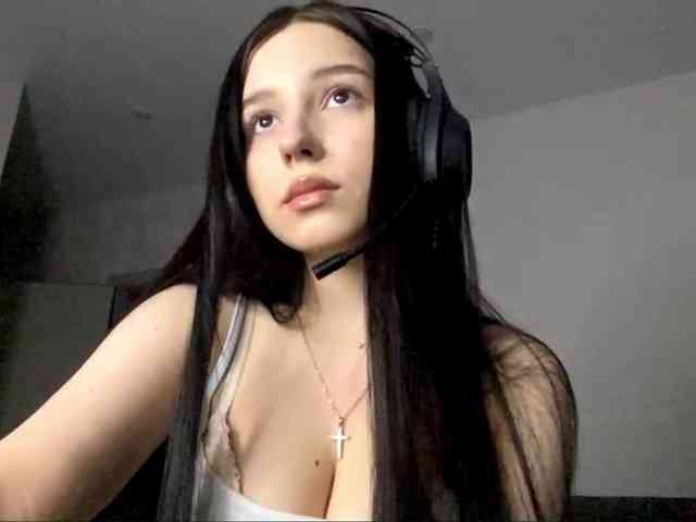 ShandraVanderwege webcam