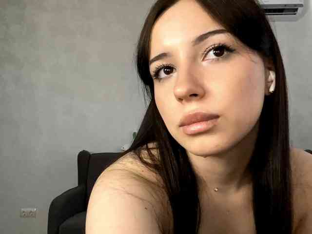 ShandraVanderwege webcam