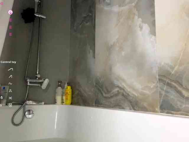 ShandraVanderwege webcam