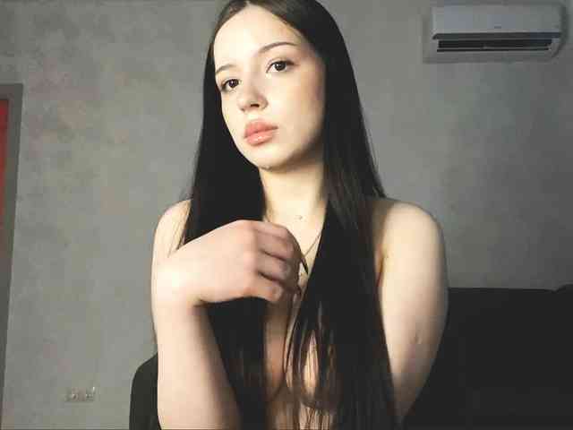 ShandraVanderwege webcam