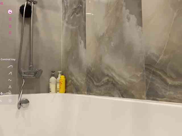 ShandraVanderwege webcam