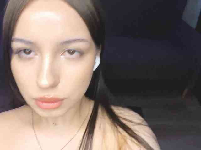 ShandraVanderwege webcam