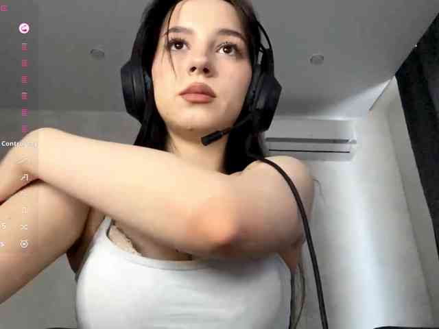 ShandraVanderwege webcam