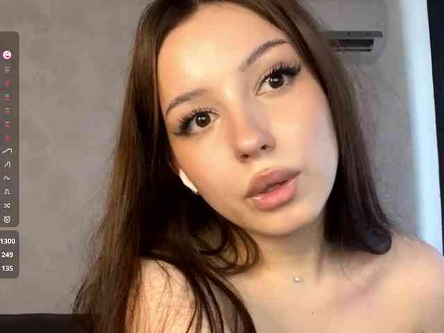 ShandraVanderwege webcam