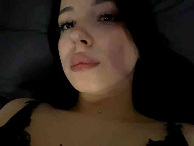 ShandraVanderwege webcam