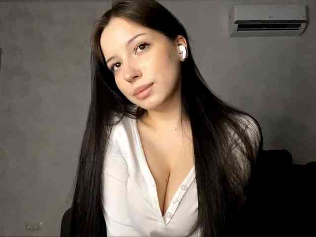 ShandraVanderwege webcam