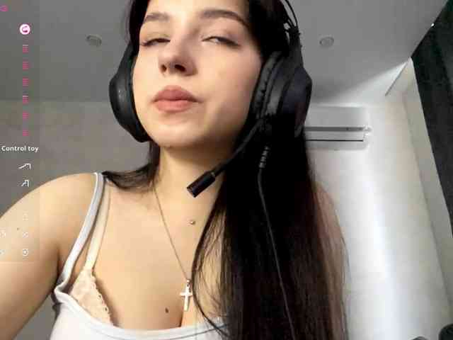 ShandraVanderwege webcam