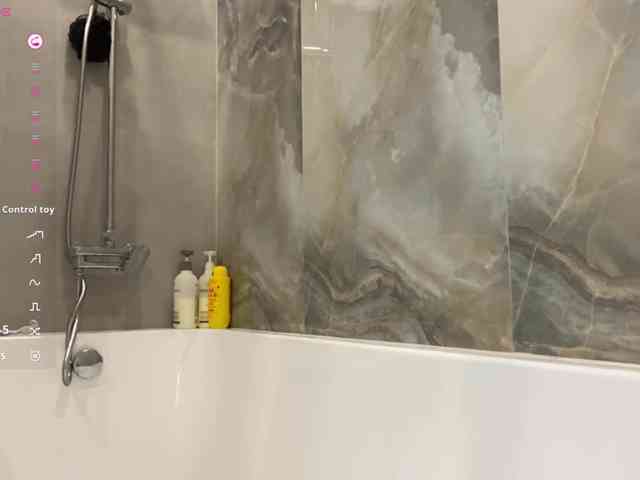 ShandraVanderwege webcam