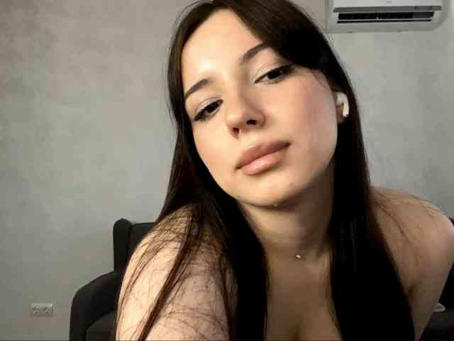 ShandraVanderwege webcam